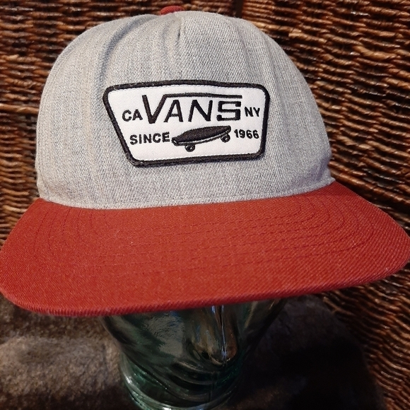 Vans Wool Embroidered The Full Patch Snapback Skater Hat Gray Red Streetwear Y2K - Picture 1 of 8